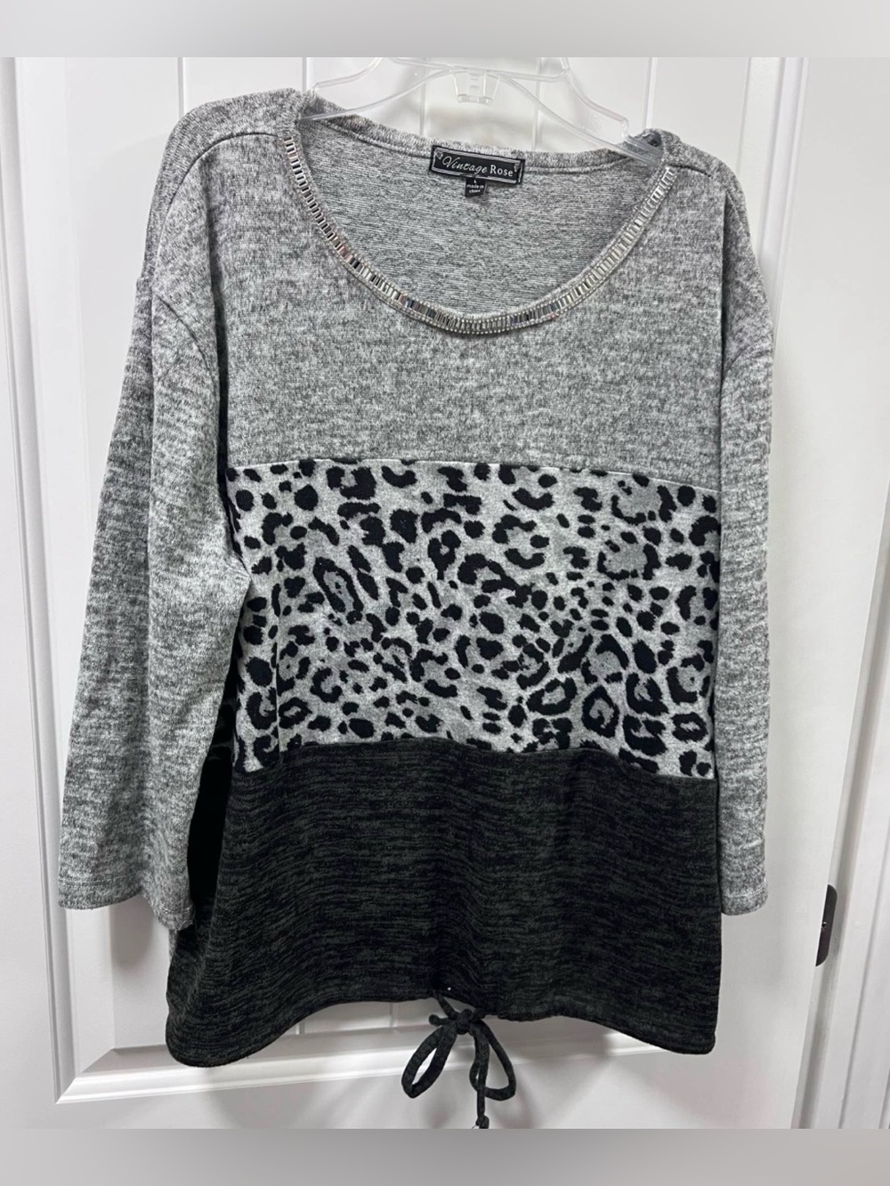 Ladies size large- Vintage Rose gray and leopard print lightweight sweater